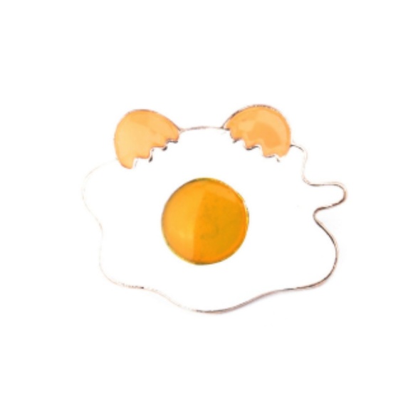 Jewelry - NEW Fried Eggs Gold Enamel Lapel Pin Brooch